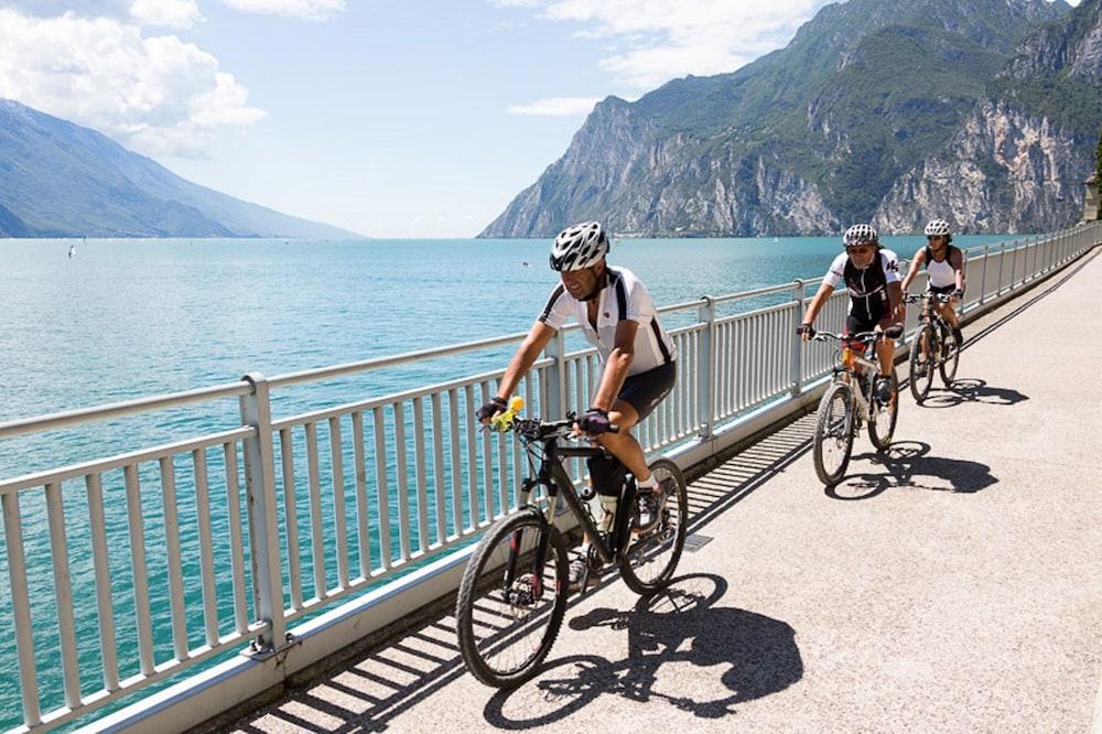 Hi Hotels Riva Del Garda Riva del Garda Exterior foto