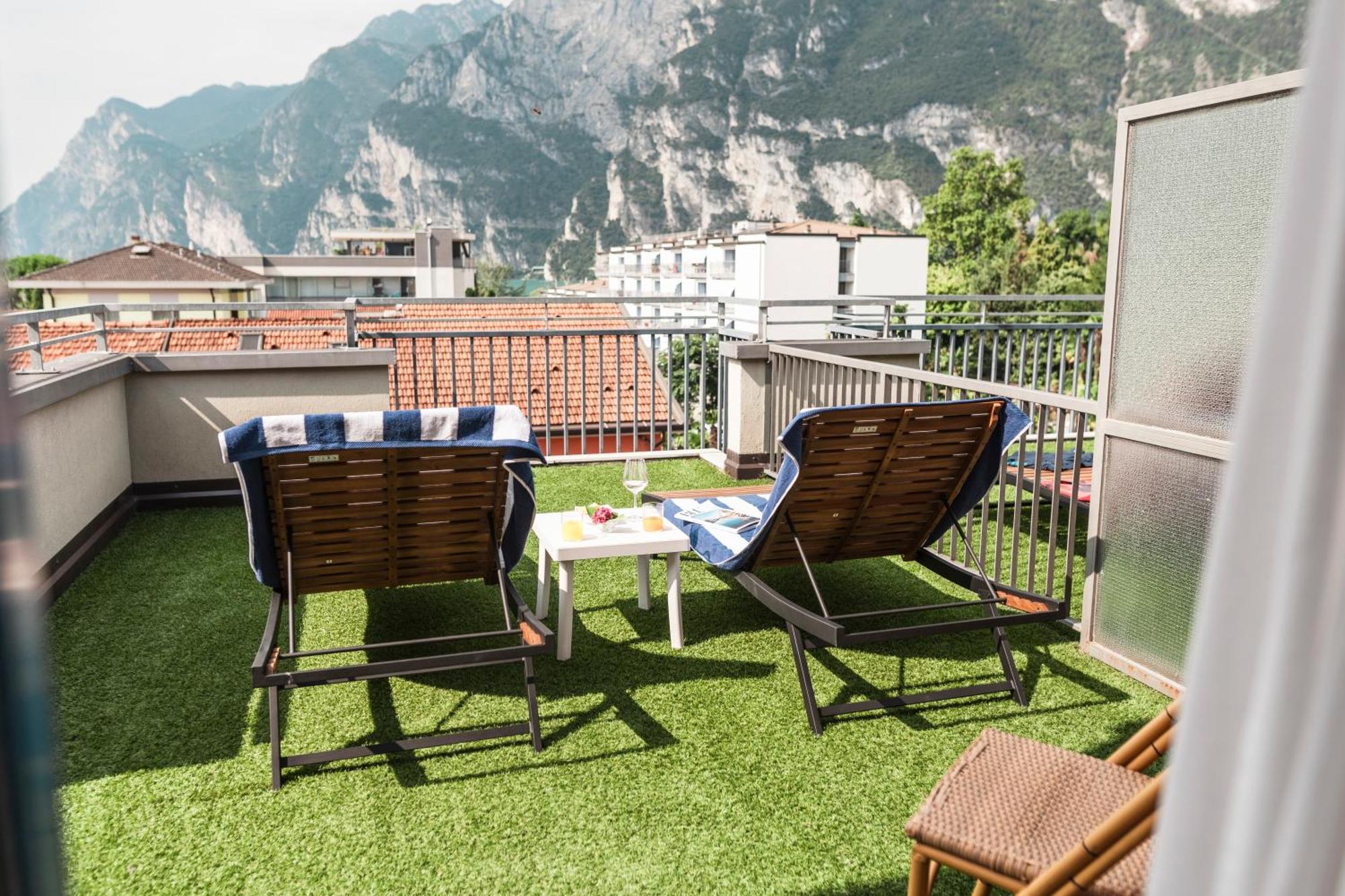 Hi Hotels Riva Del Garda Riva del Garda Exterior foto