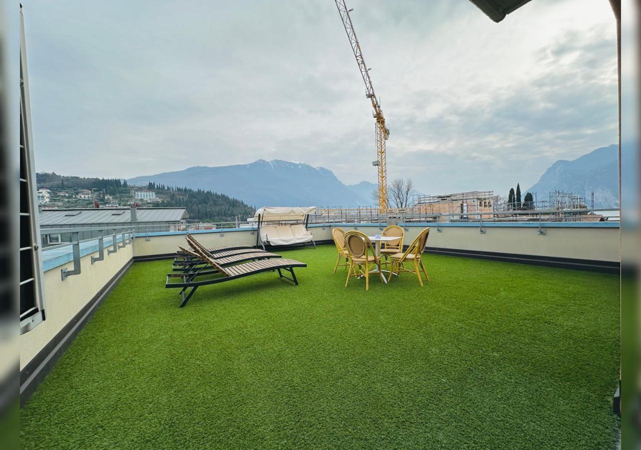 Hi Hotels Riva Del Garda Riva del Garda Exterior foto
