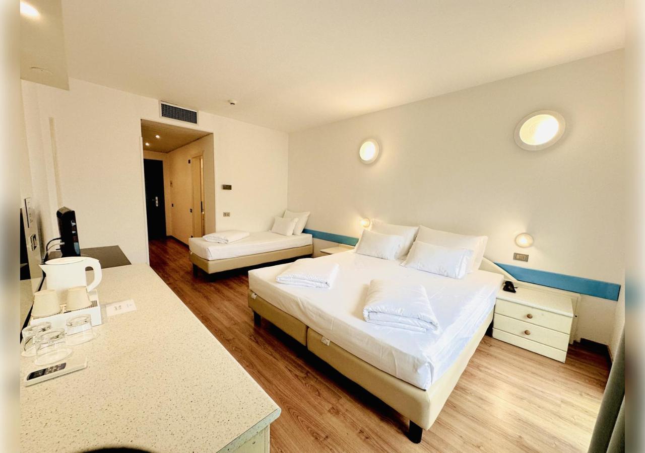 Hi Hotels Riva Del Garda Riva del Garda Exterior foto